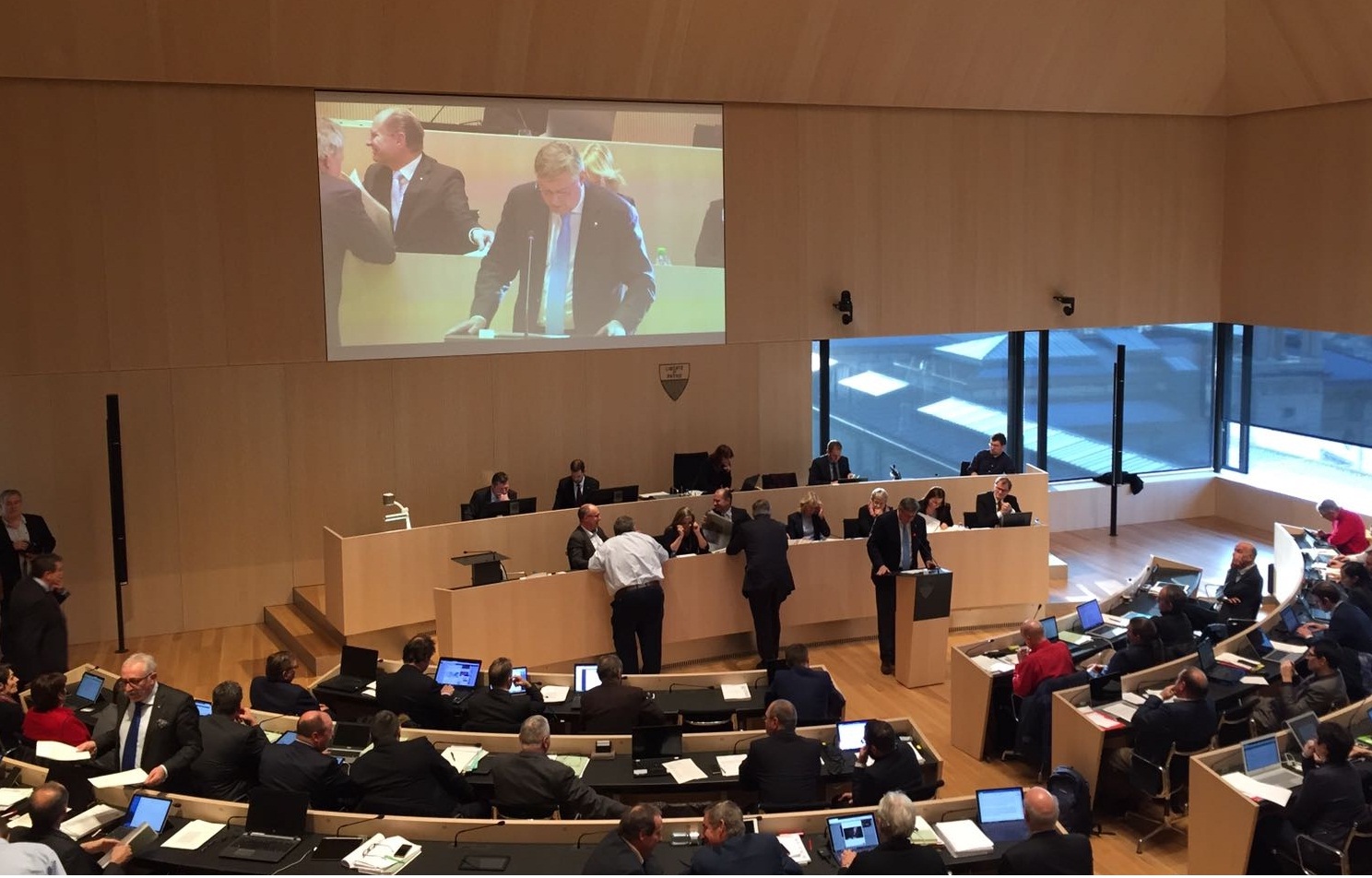 Grand Conseil vaudois: le PLR a défendu son texte pour séparer le CHUV des services de l'Etat